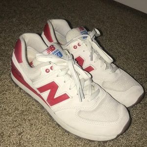 New Balance Tennis Shoes